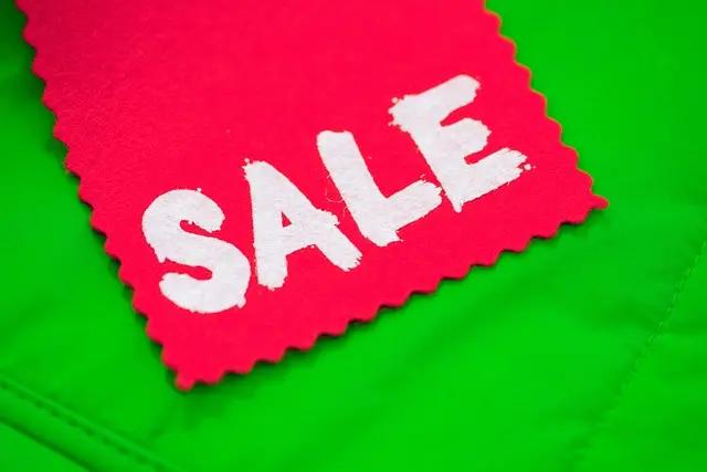 10 najlepszych sposobów na oszczędzanie podczas mega promocji